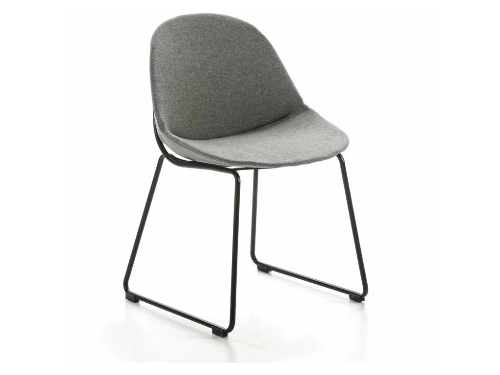 Chaise Agudelo 1 Chaise Agudelo