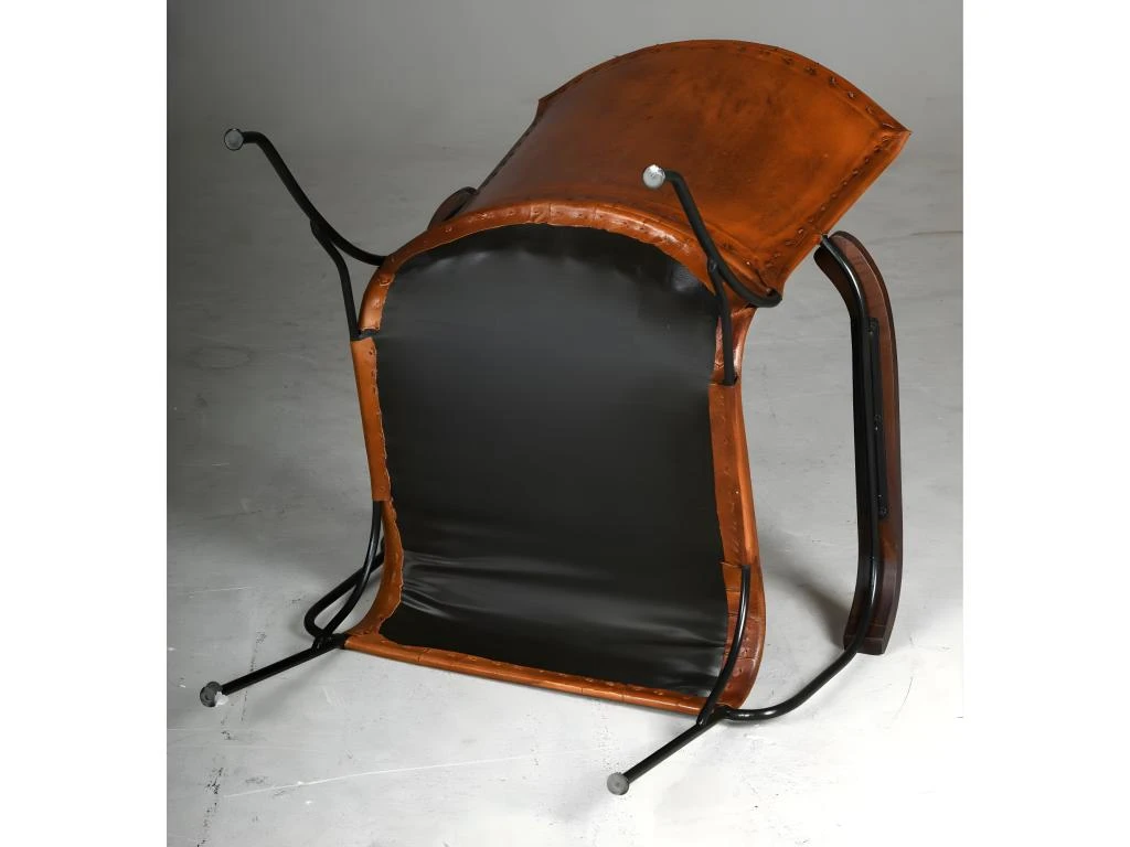 Fauteuil En Cuir De Buffle, Métal Et Bois Verni 2 Fauteuil En Cuir De Buffle, Métal Et Bois Verni – Image 2