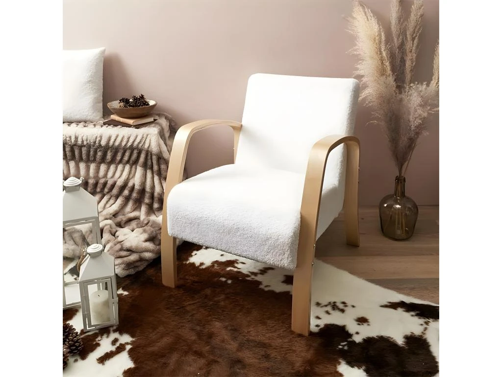KAUPA - Fauteuil En Tissu Bouclettes Blanc Accoudoirs Bois 2 KAUPA - Fauteuil En Tissu Bouclettes Blanc Accoudoirs Bois – Image 2